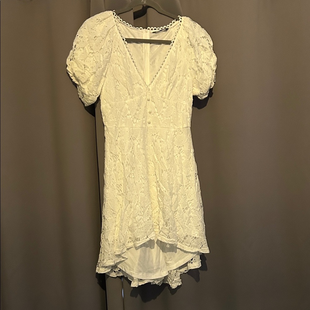 Elegant White Lace Dress